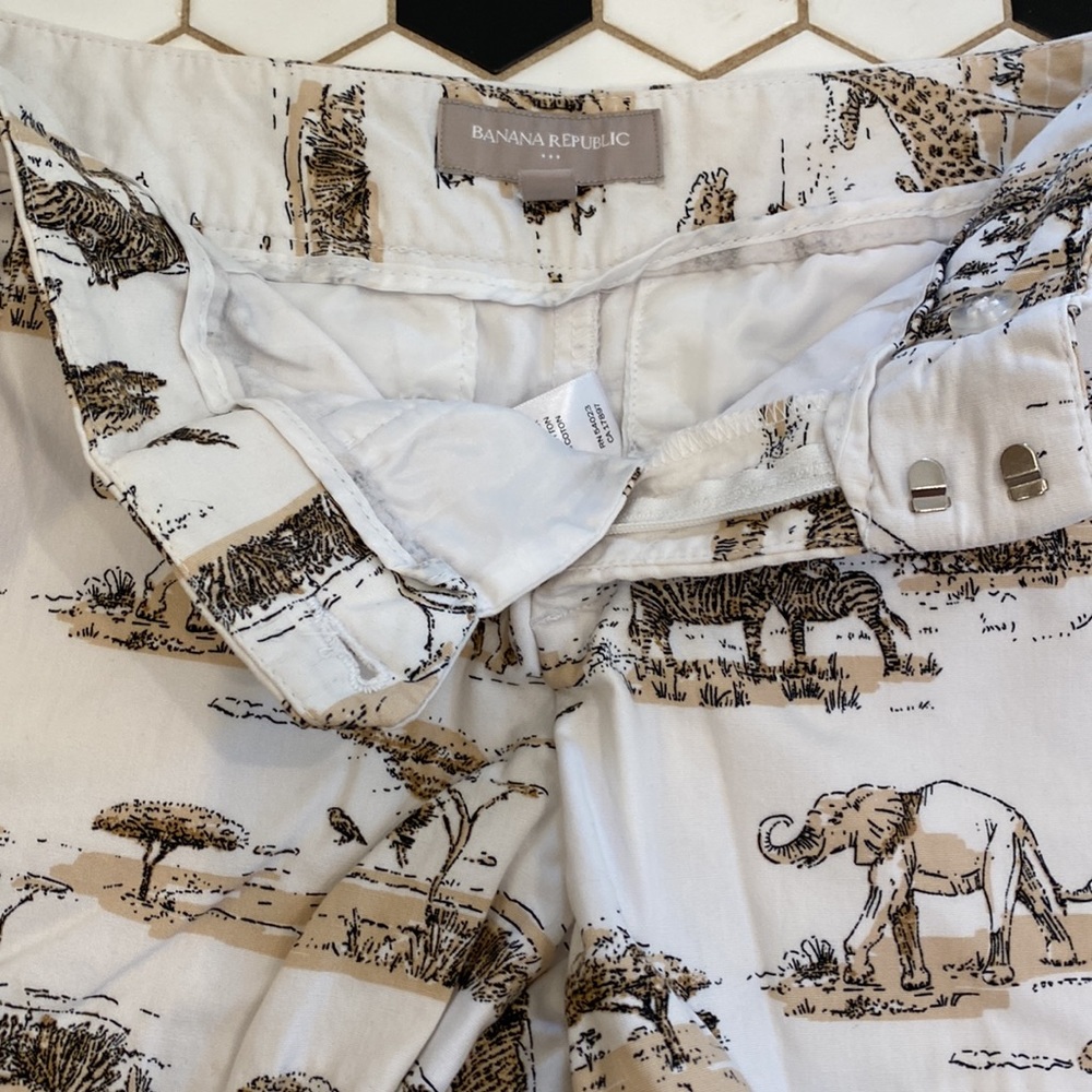 BANANA REPUBLIC | SHORTS - Picture 3 of 5